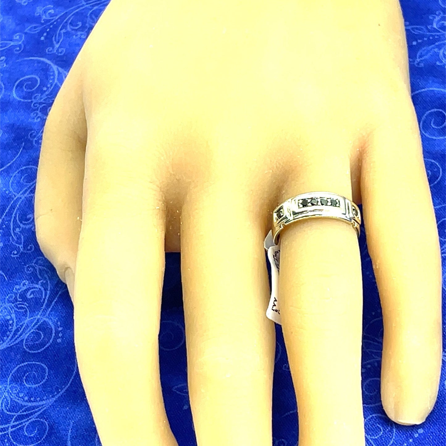 10k White Gold With Black CZ Ring 5.00g Size 9.53