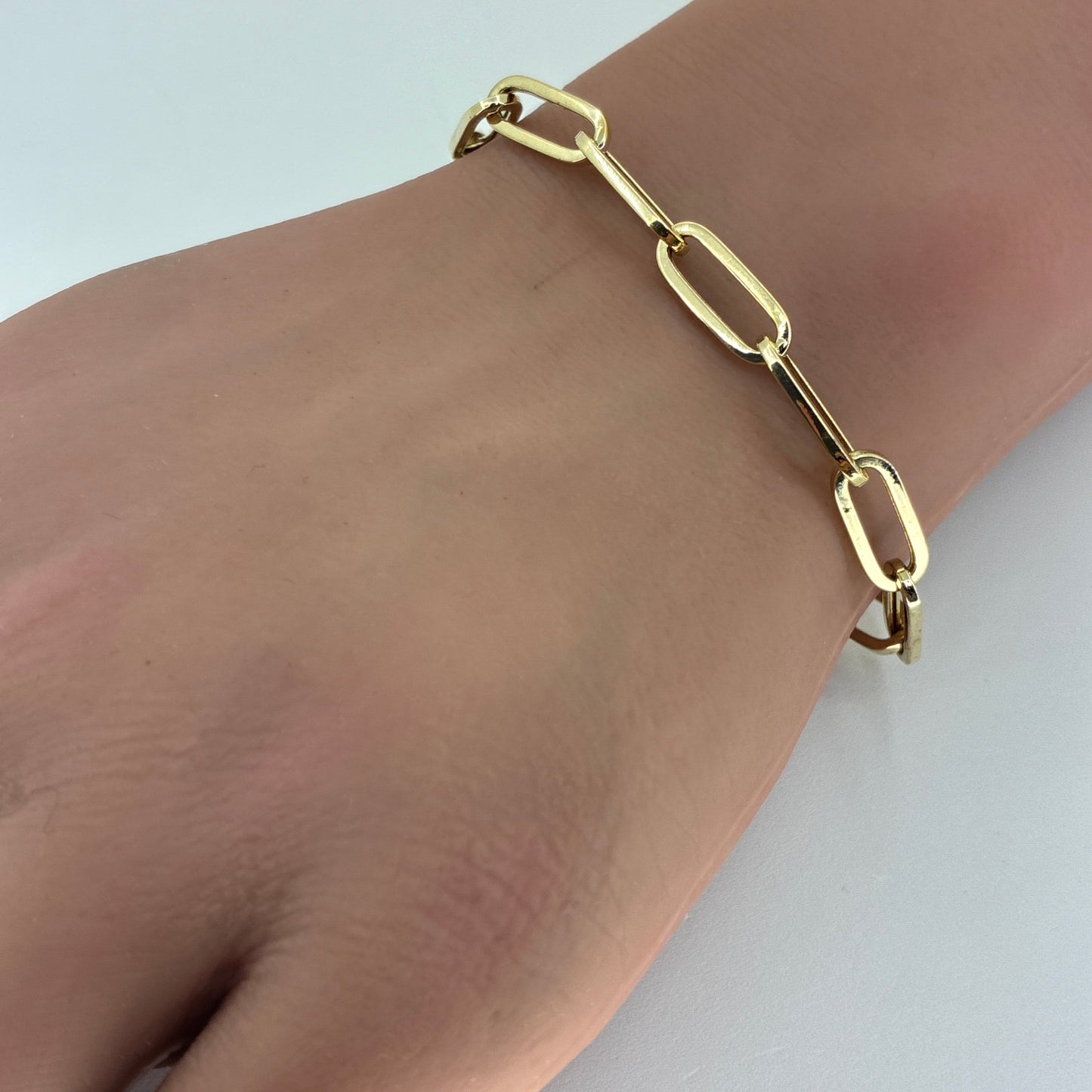 14K Yellow Gold Hollow Paperclip Bracelet | 7.5 Inches, 5.6mm, 3.50 grams