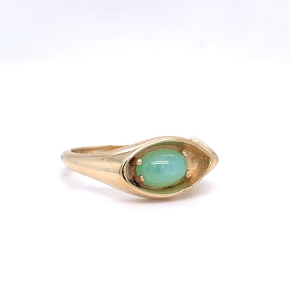 10K Yellow Gold Vintage Light Green Cabochon Ring | Synthetic Star Sapphire 0.88 CT, Size 6