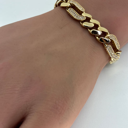 14K Yellow Gold Hollow CZ Figaro Bracelet | 7.75 Inches, 9.7mm, 16.98 grams