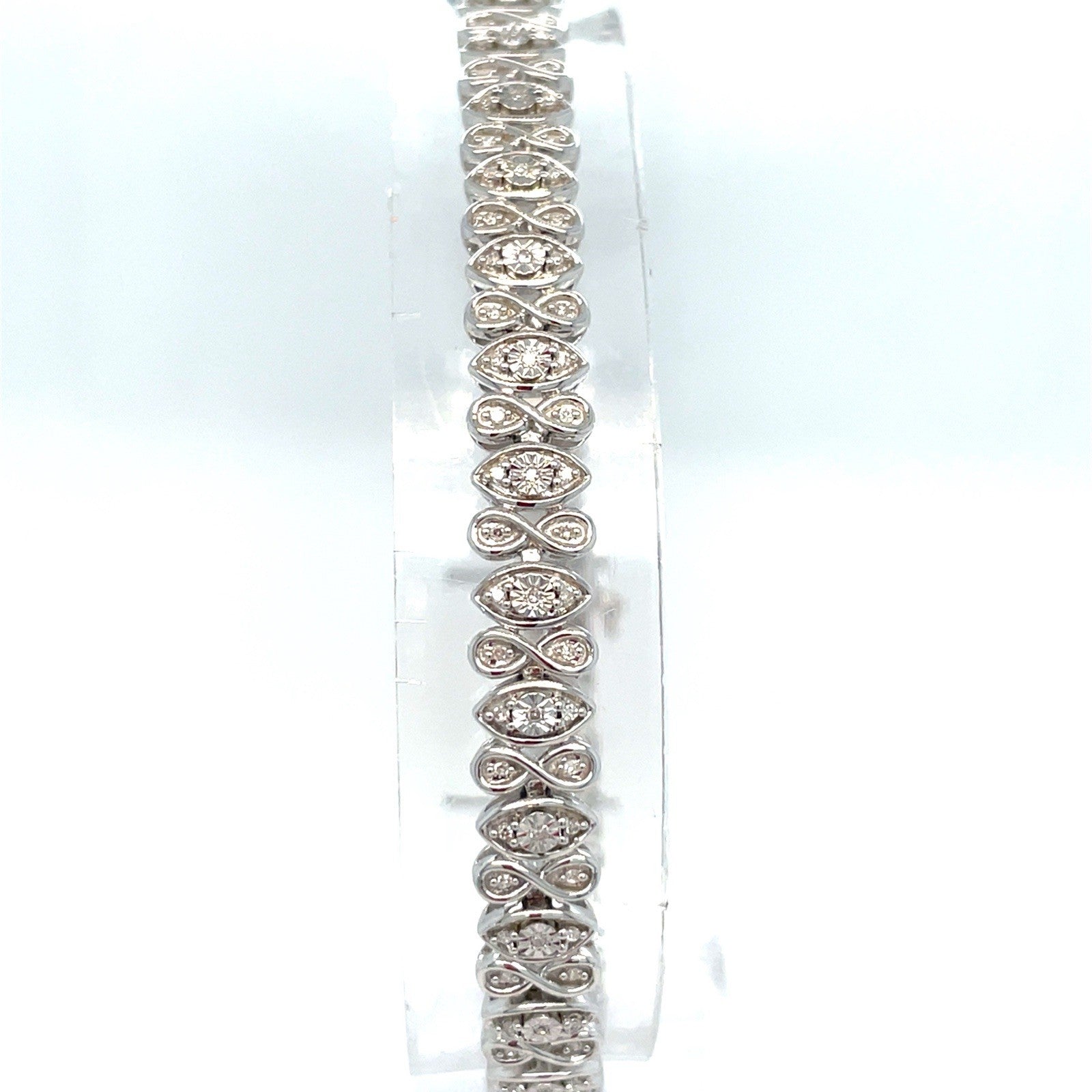 925 Sterling Silver Women’s 7.5” Diamond Oval Infinity Bracelet 11.45g .26CTW0