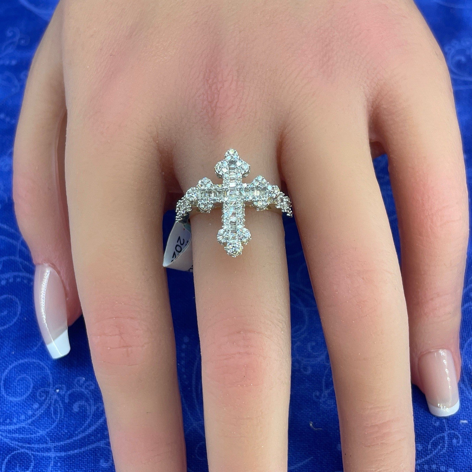 10k Yellow Gold Floral Cross Diamond Ring 3.76g .9CTW Size 73