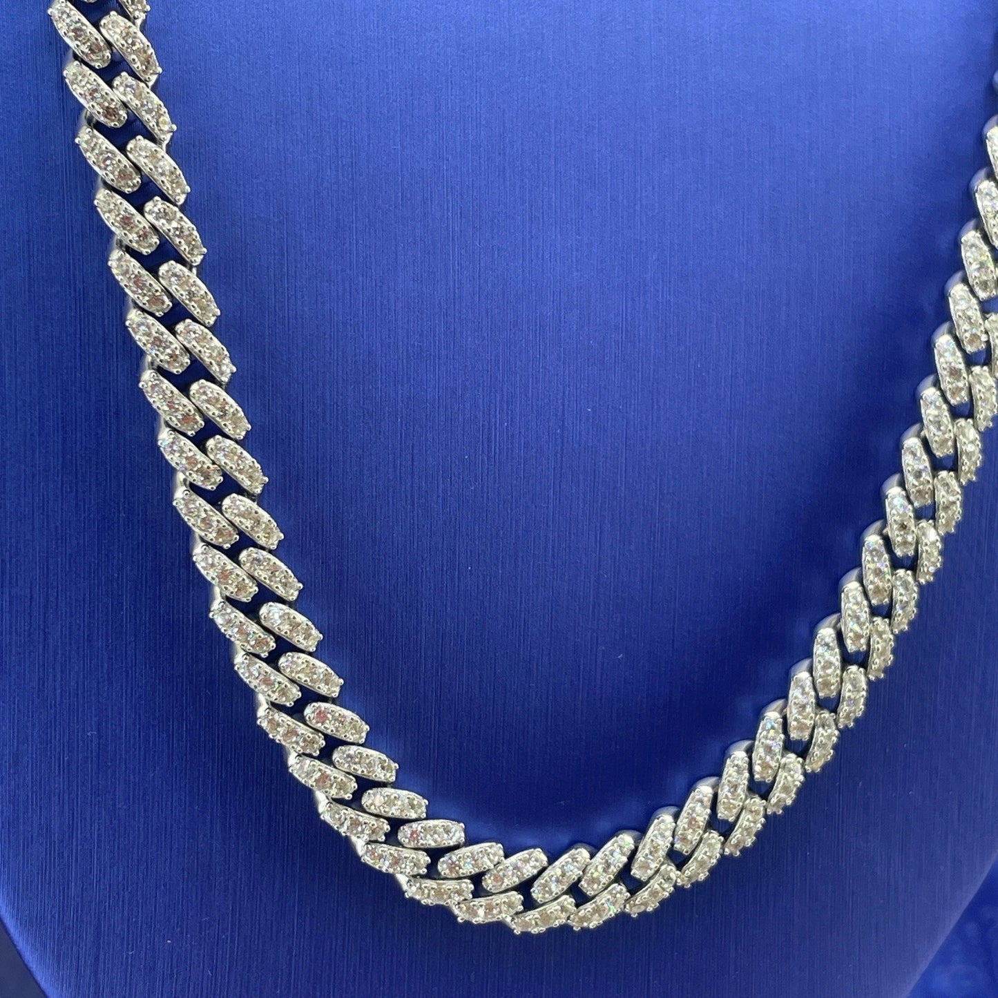 925 Sterling Silver CZ 22” Rounded Cuban Link Necklace 77.70g 8mm1