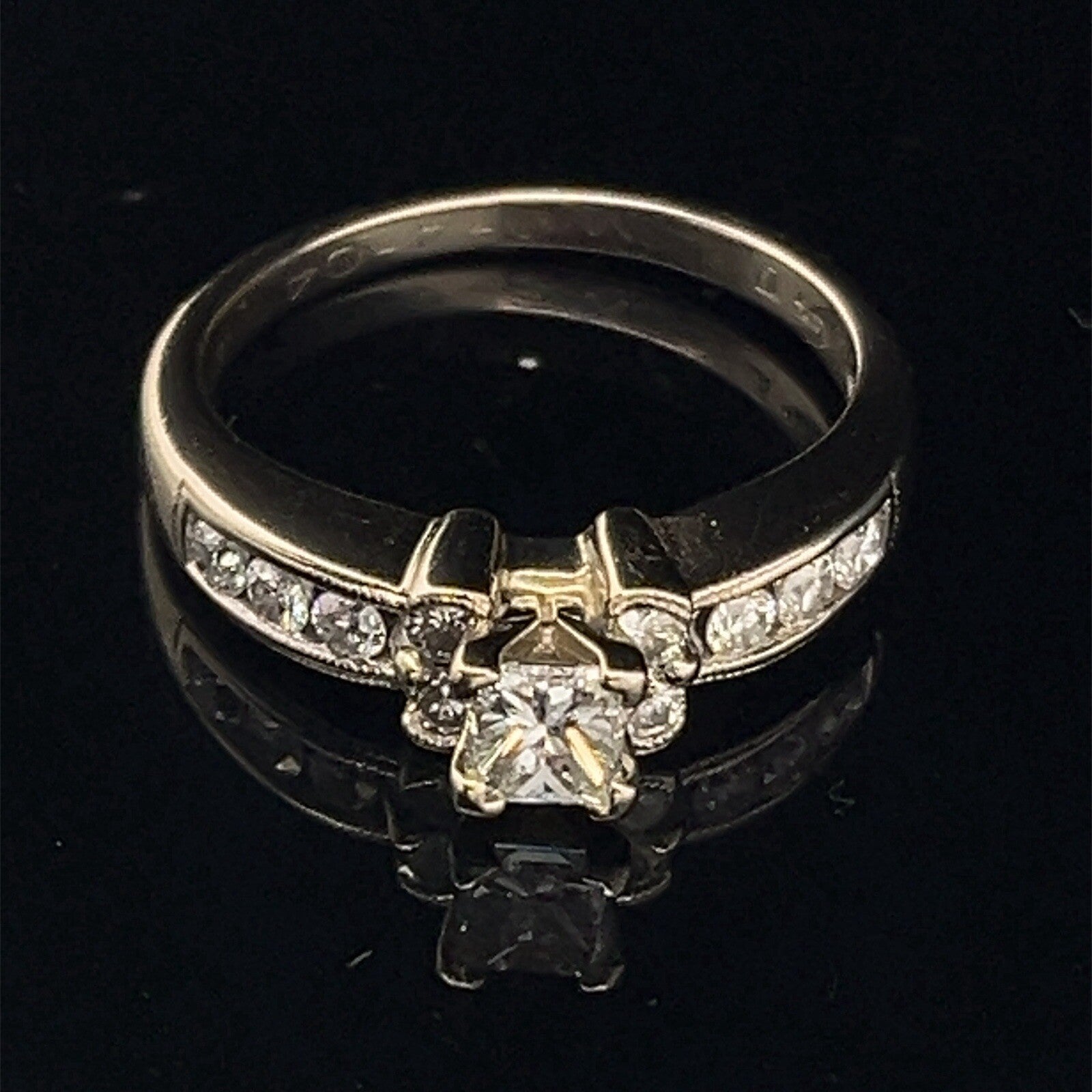 14 karat white gold princess cut VS diamond ring .8ctw size 7.251