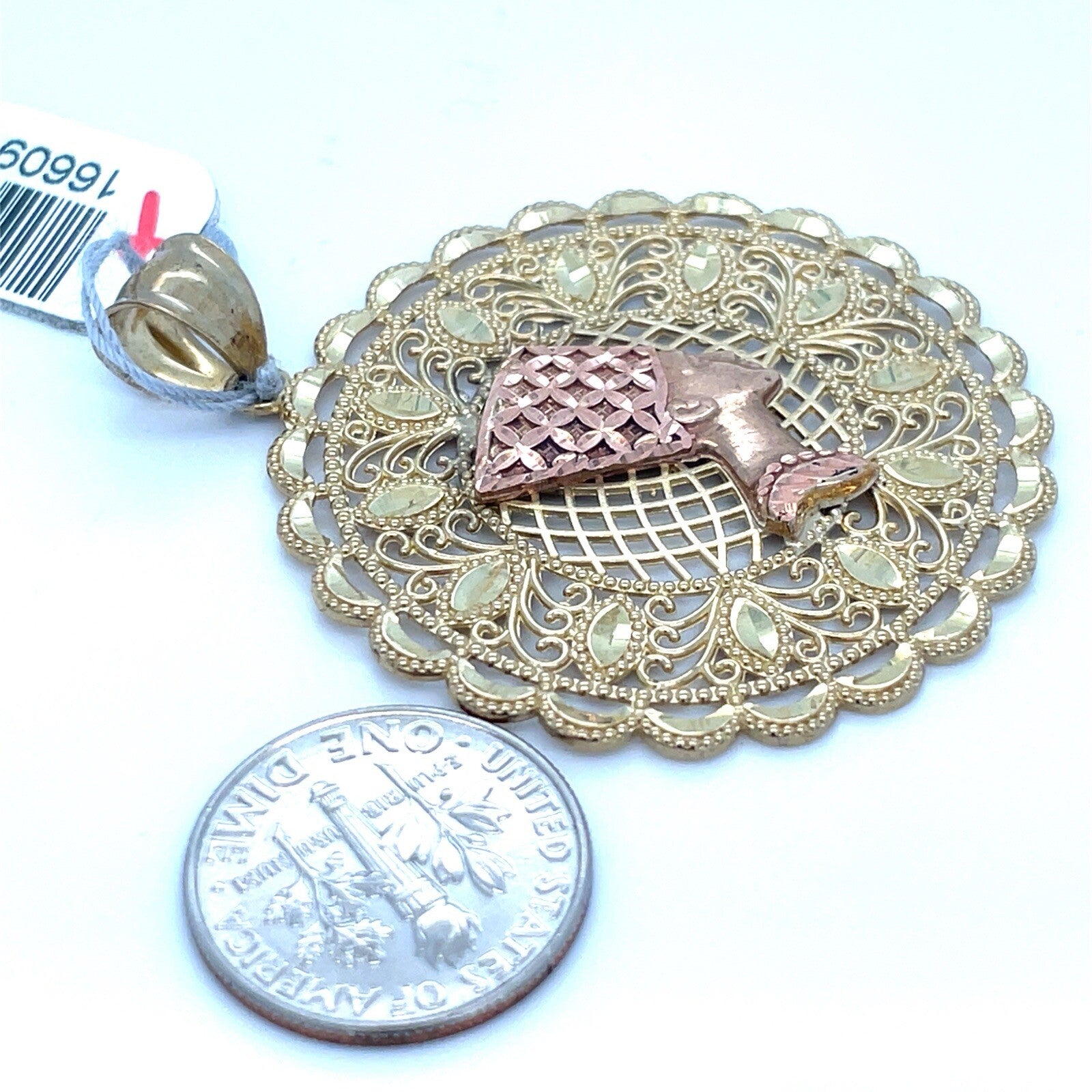 10KT TwoTone Round Nefertiti Pendant 6.61g1