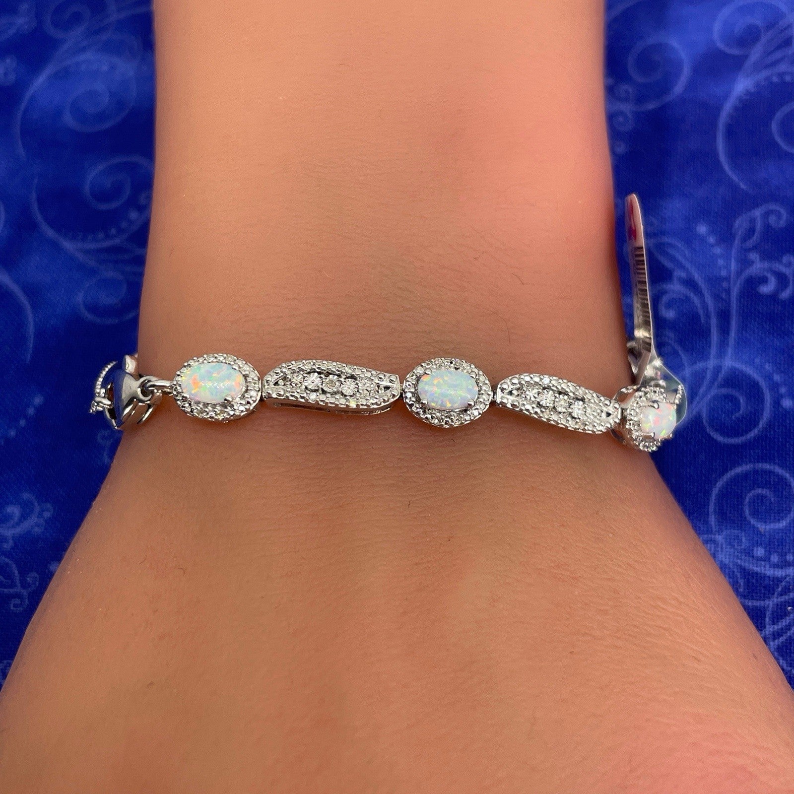 925 Sterling Silver Women’s 7.5 Synthetic Opal Bracelet 13.55g .21CTW0
