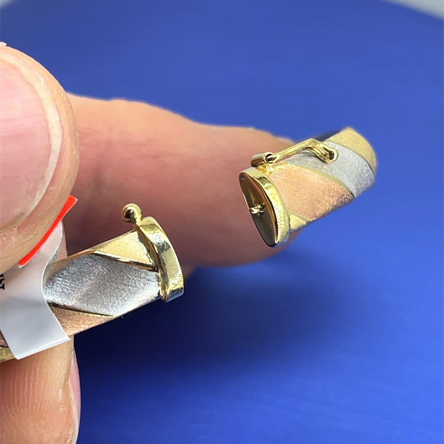 14k Tricolor Gold Hollow two-piece bangle bracelet 7.15g Spring Hinge 2