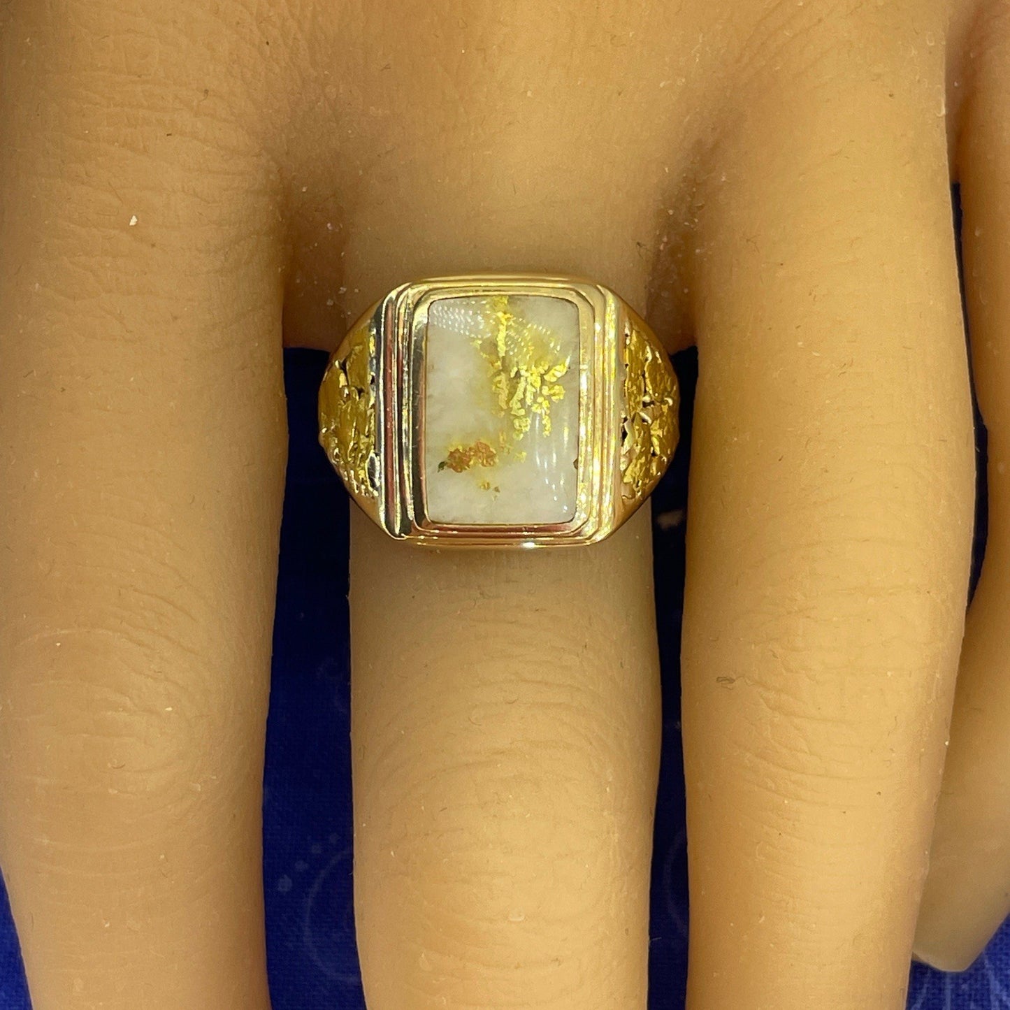 14k Yellow Gold Agate Ring 19.90g Size 12.54