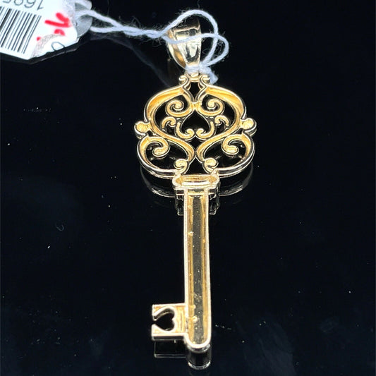 14Kt Yellow Gold Ornament Key Pendant 2.90g0