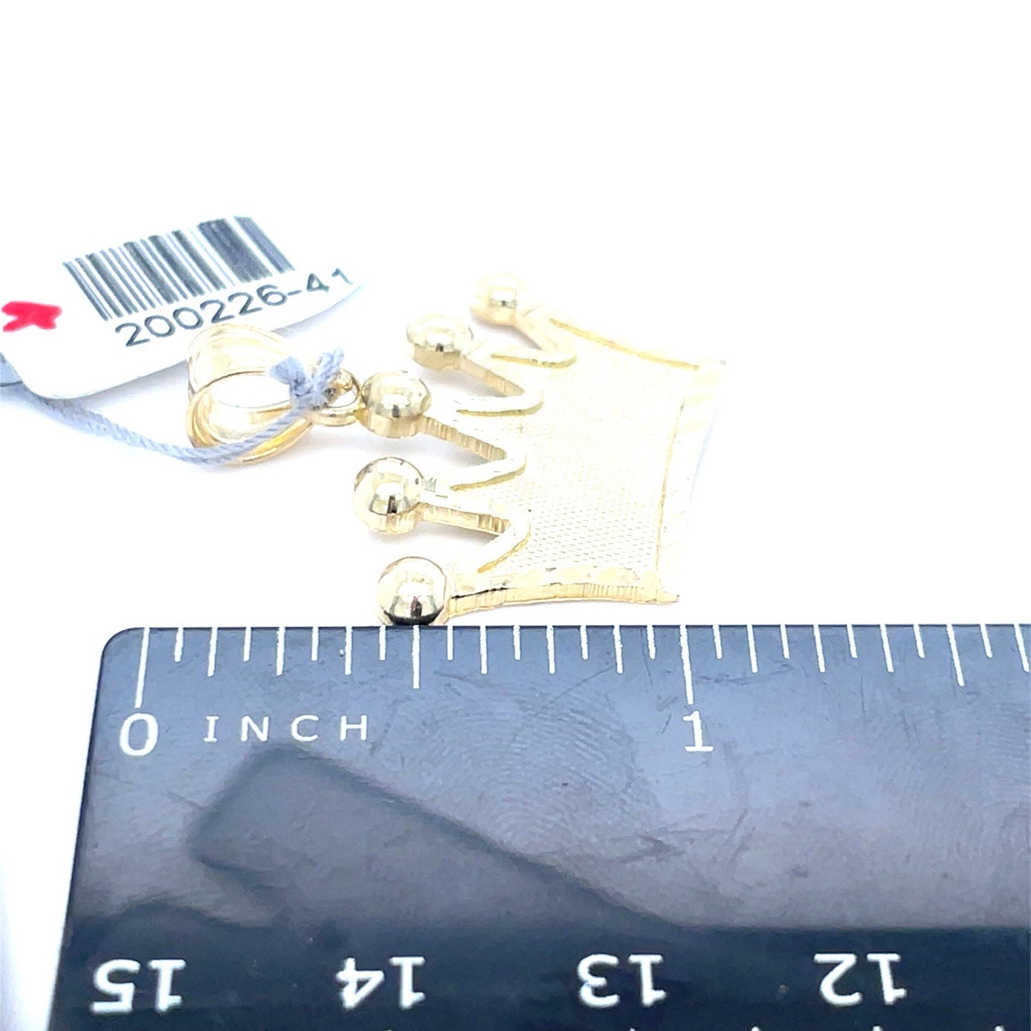 10k Yellow Gold Crown Pendant 2.40g3