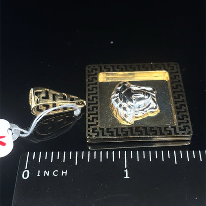 10k Two Tone Square Versace Edge Design Pendant 7.73g2