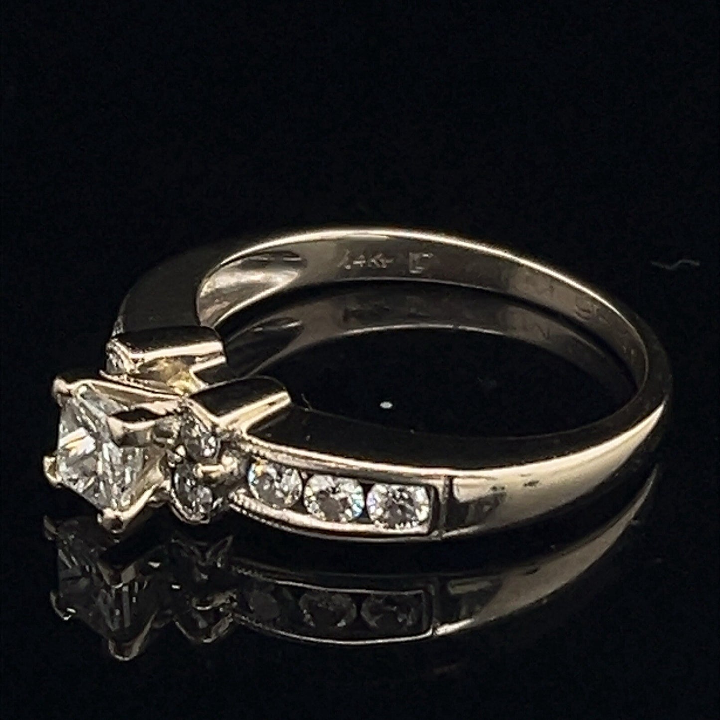 14 karat white gold princess cut VS diamond ring .8ctw size 7.250
