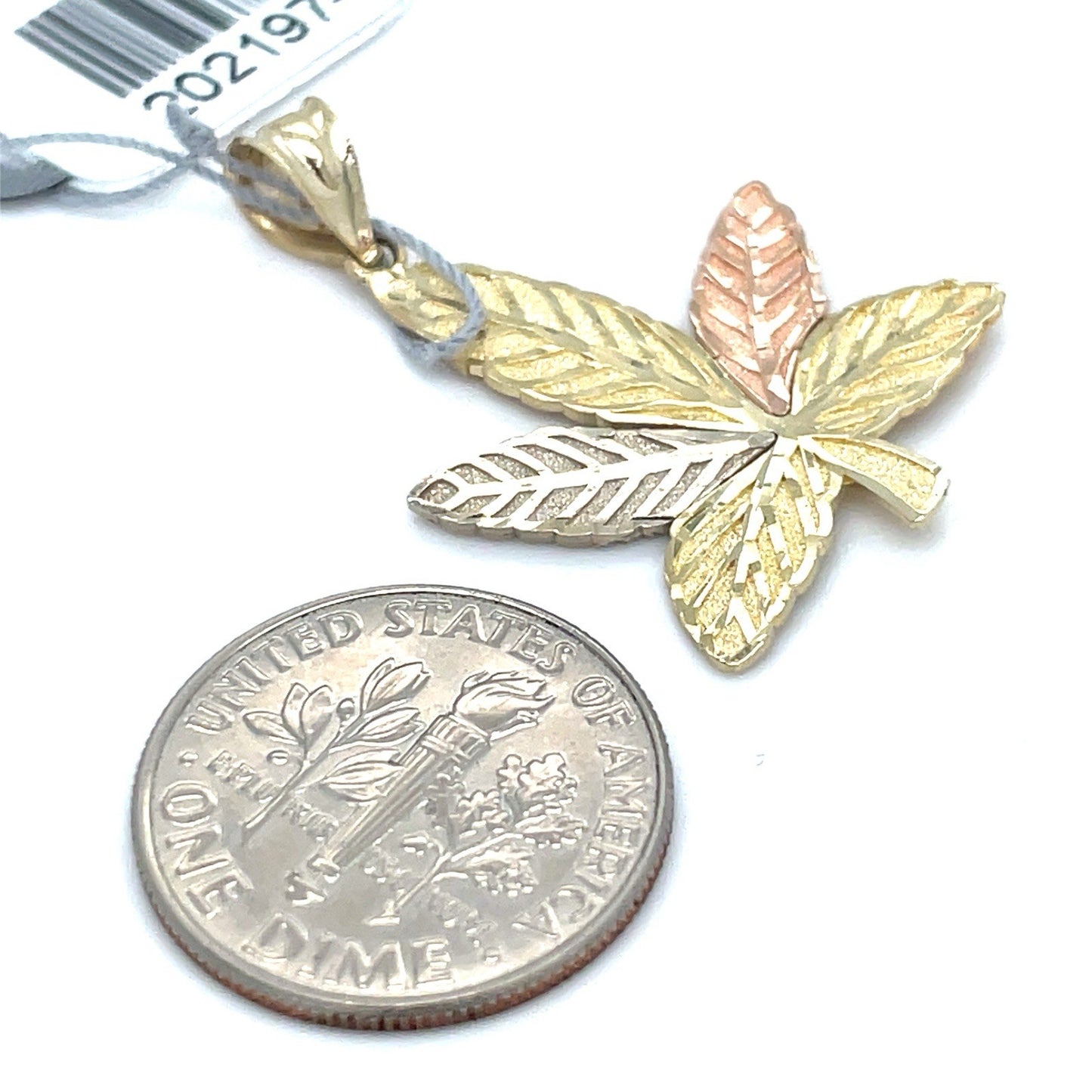 14K Tri Color Gold Weed Leaf Pendant 1.90g 2