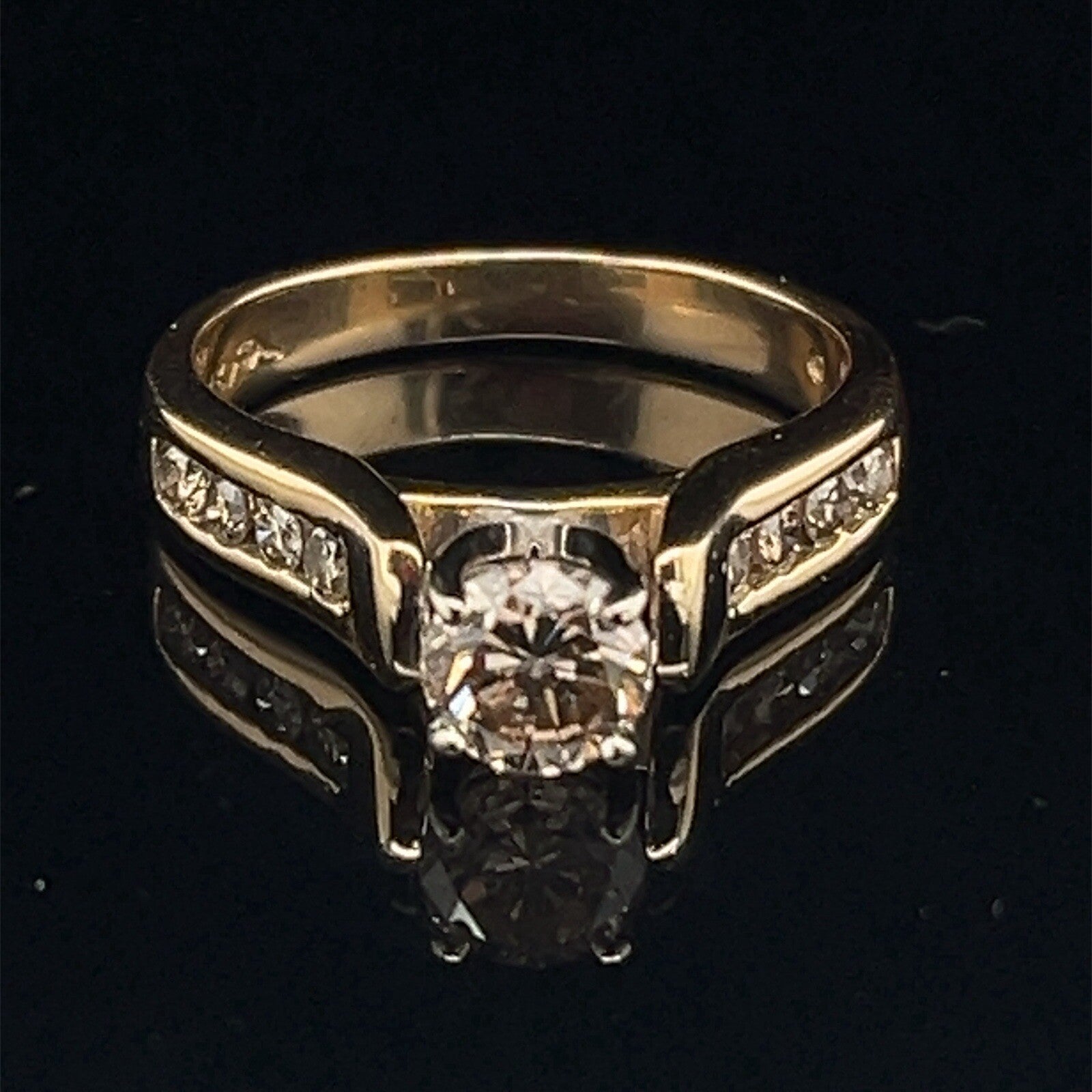 14k gold two-tone champagne Diamond Ring .9ctw Centerstone .69 CT size 6.751
