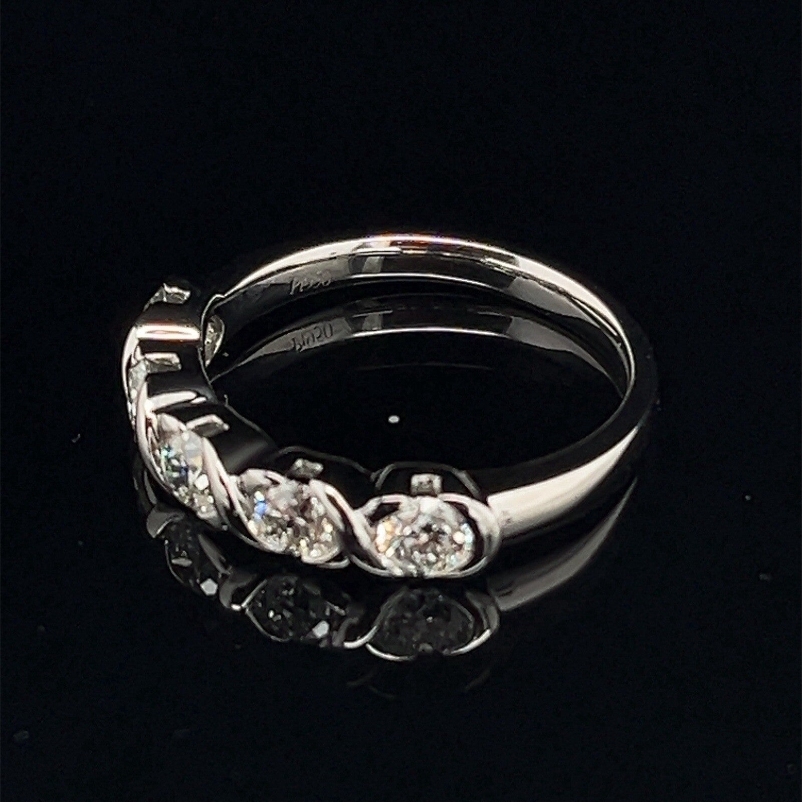 Platinum 5 diamond band ring G/H  VS .9ctw Size 71