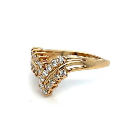14k Yellow Gold Diamond V Shape Ring 3.90g H Color SI 1 Clarity .52CTW Size 7.752