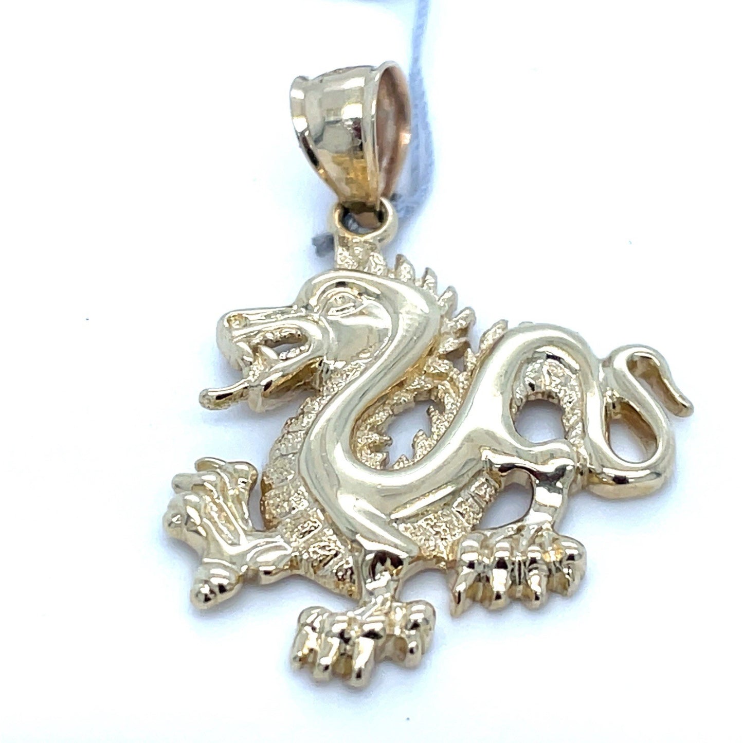 14k Yellow Gold Dragon Pendant 4.00g0