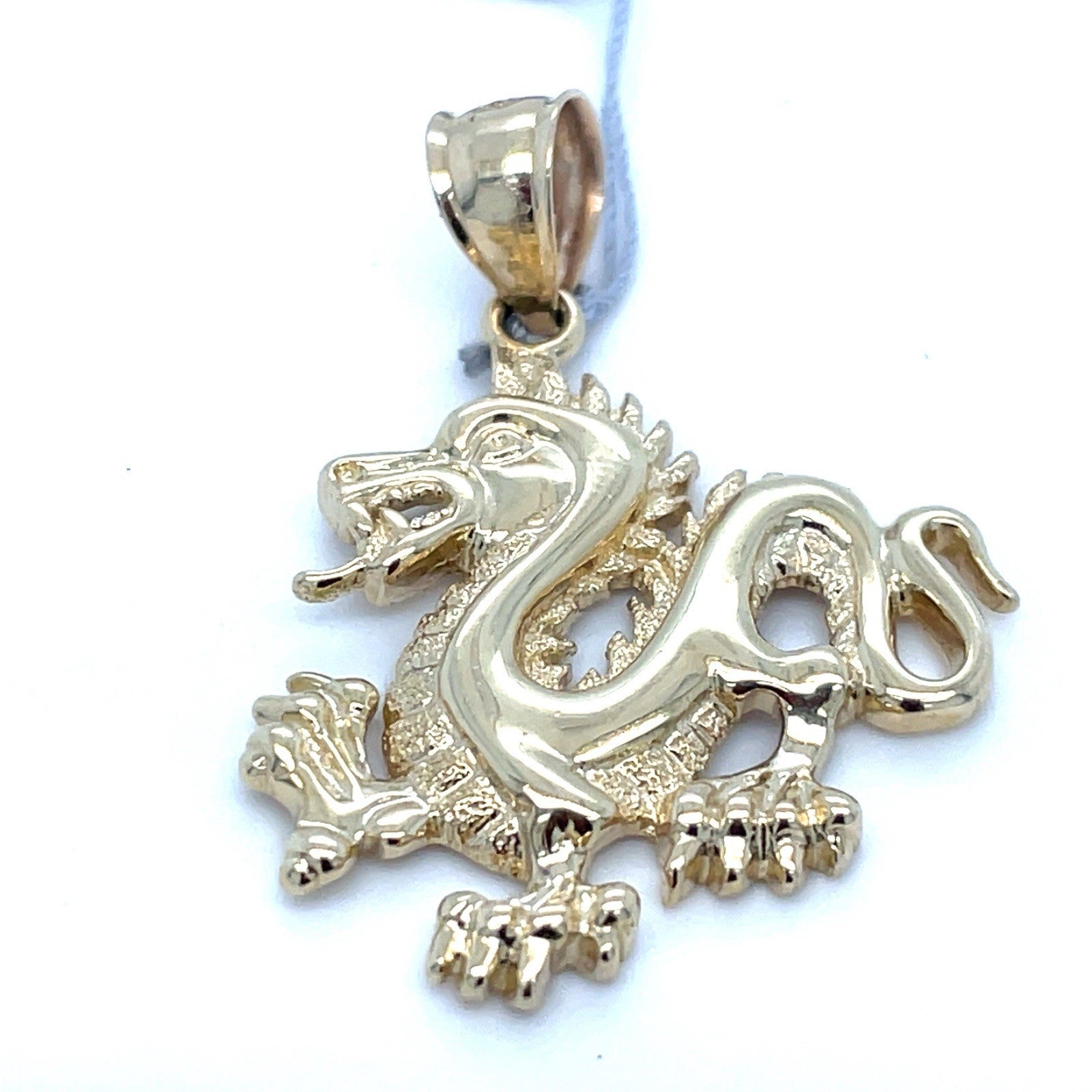 14k Yellow Gold Dragon Pendant 4.00g0