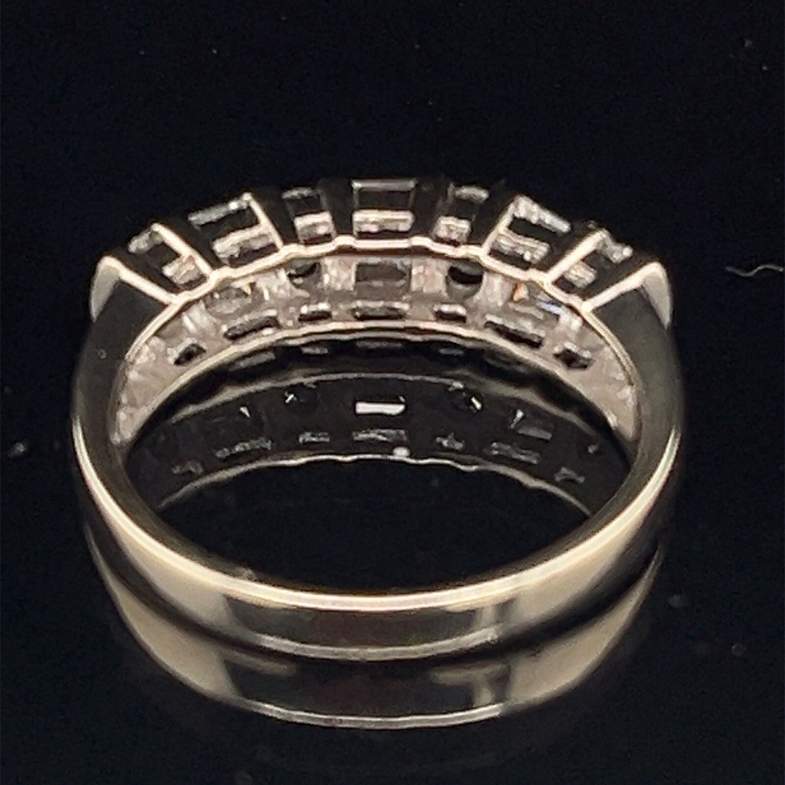 14k white gold diamond band ring w Bagguette And Round .53ctw G/H SI Size 6.53