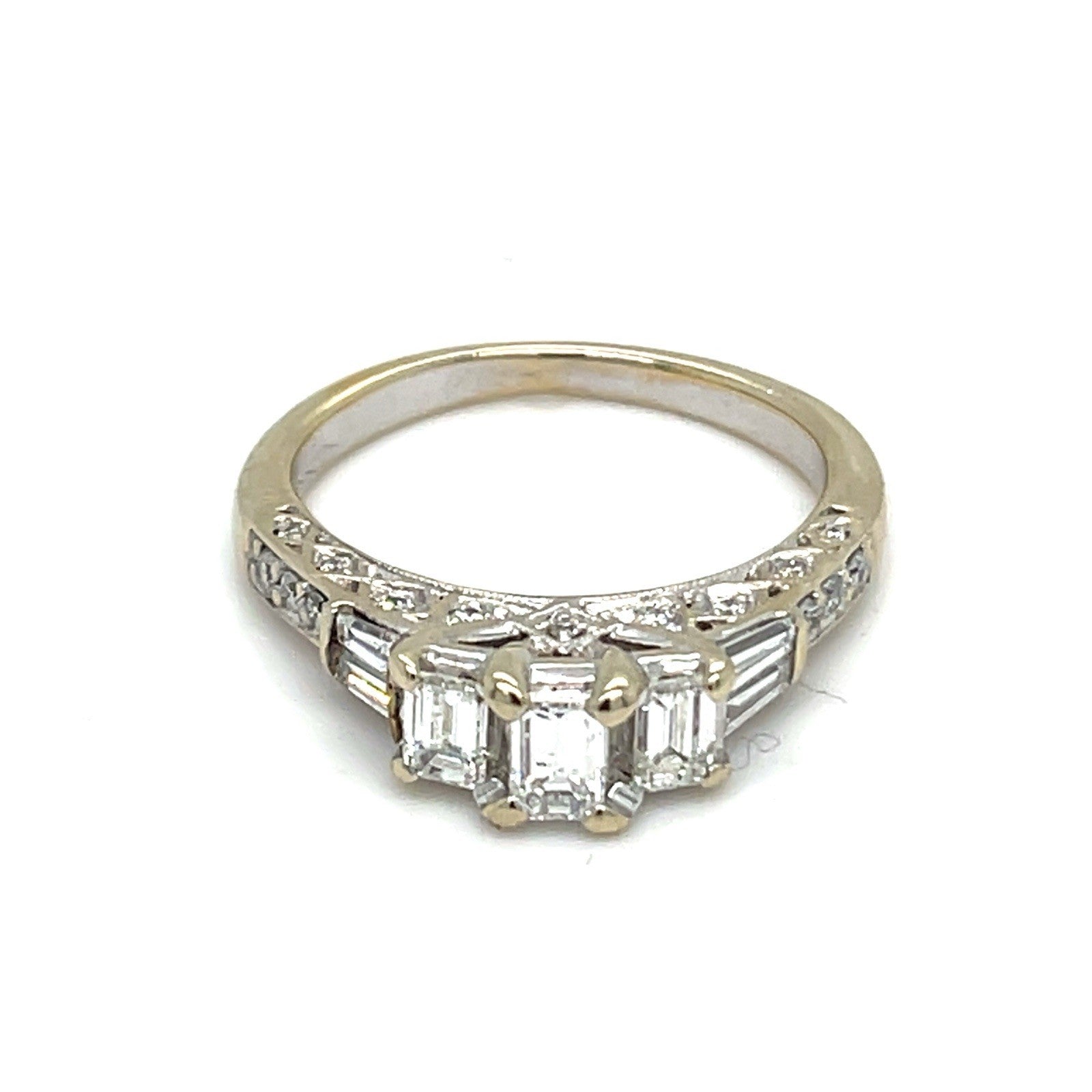 14K White Gold Women’s Diamond Ring 4.3g 1.2CTW Size 70