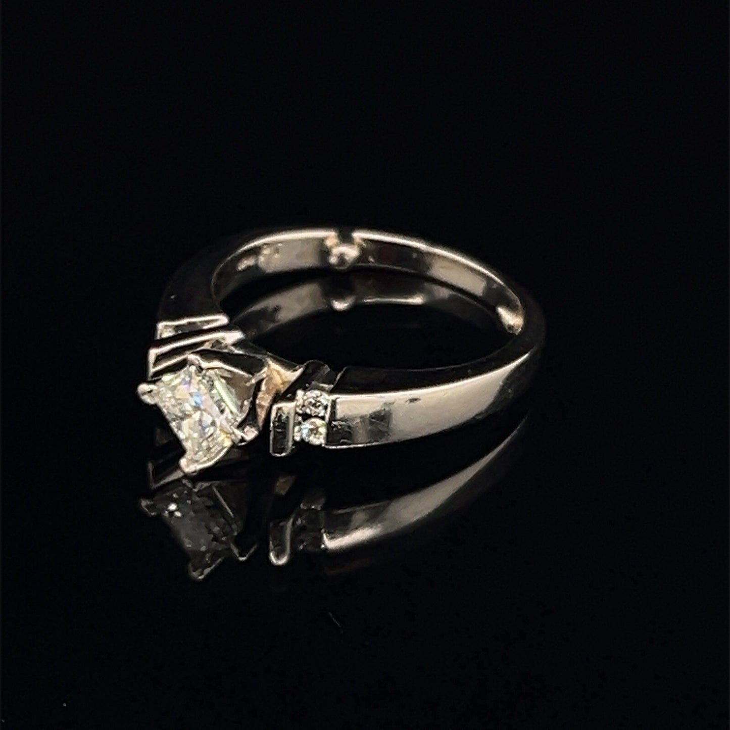 Platinum diamond engagement ring with princess cut diamond H VS1 size 5.51