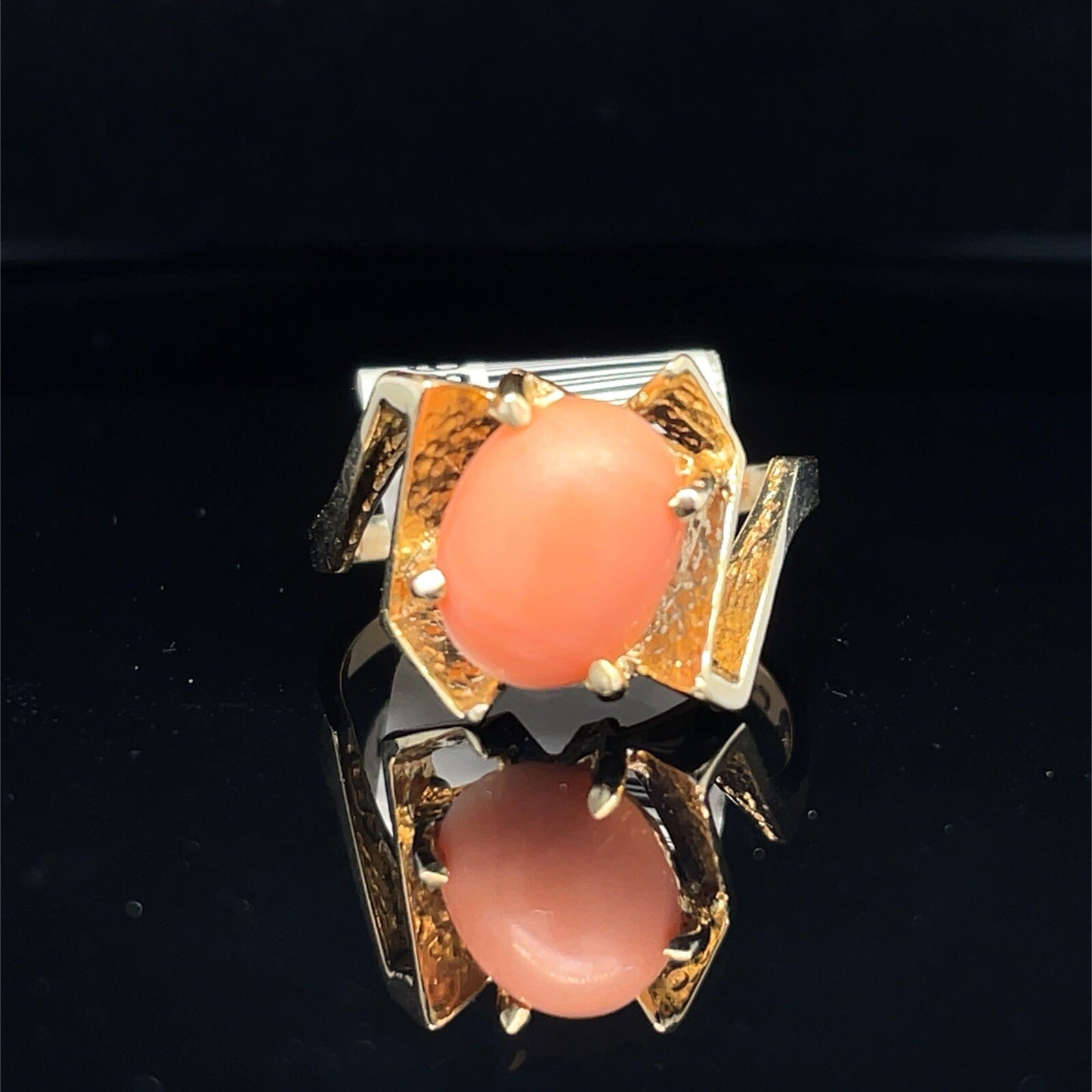 14k Yellow Gold Pink Coral Ring 3.60g Size 6.50