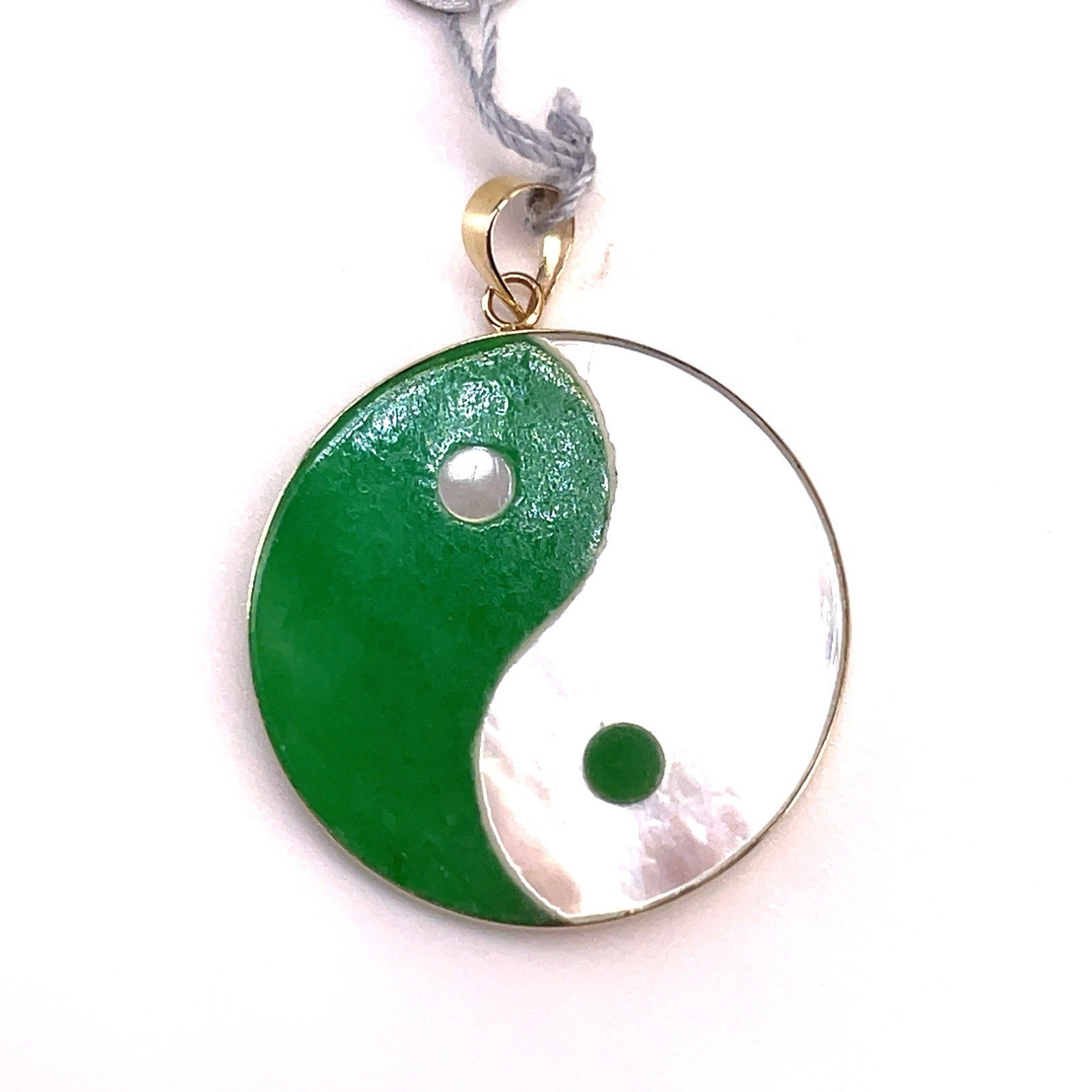 14K Yellow Gold Round Green Yin And Yang Pendant 2.50g0