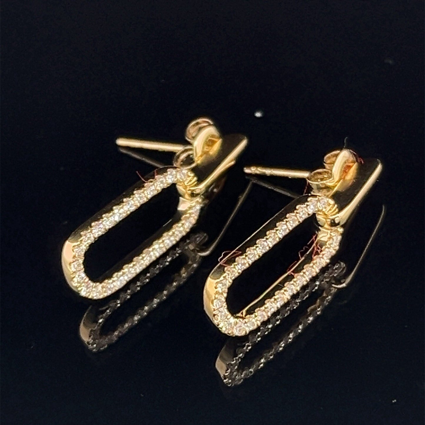 14 karat yellow gold diamond paperclip earrings G/H VS .3ctw1