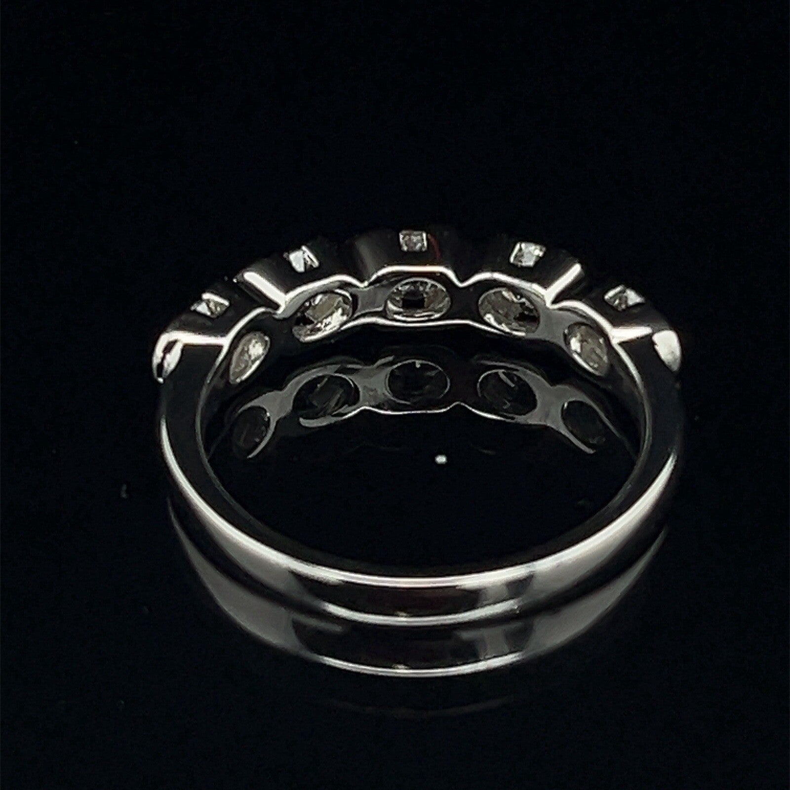 Platinum 5 diamond band ring G/H  VS .9ctw Size 74