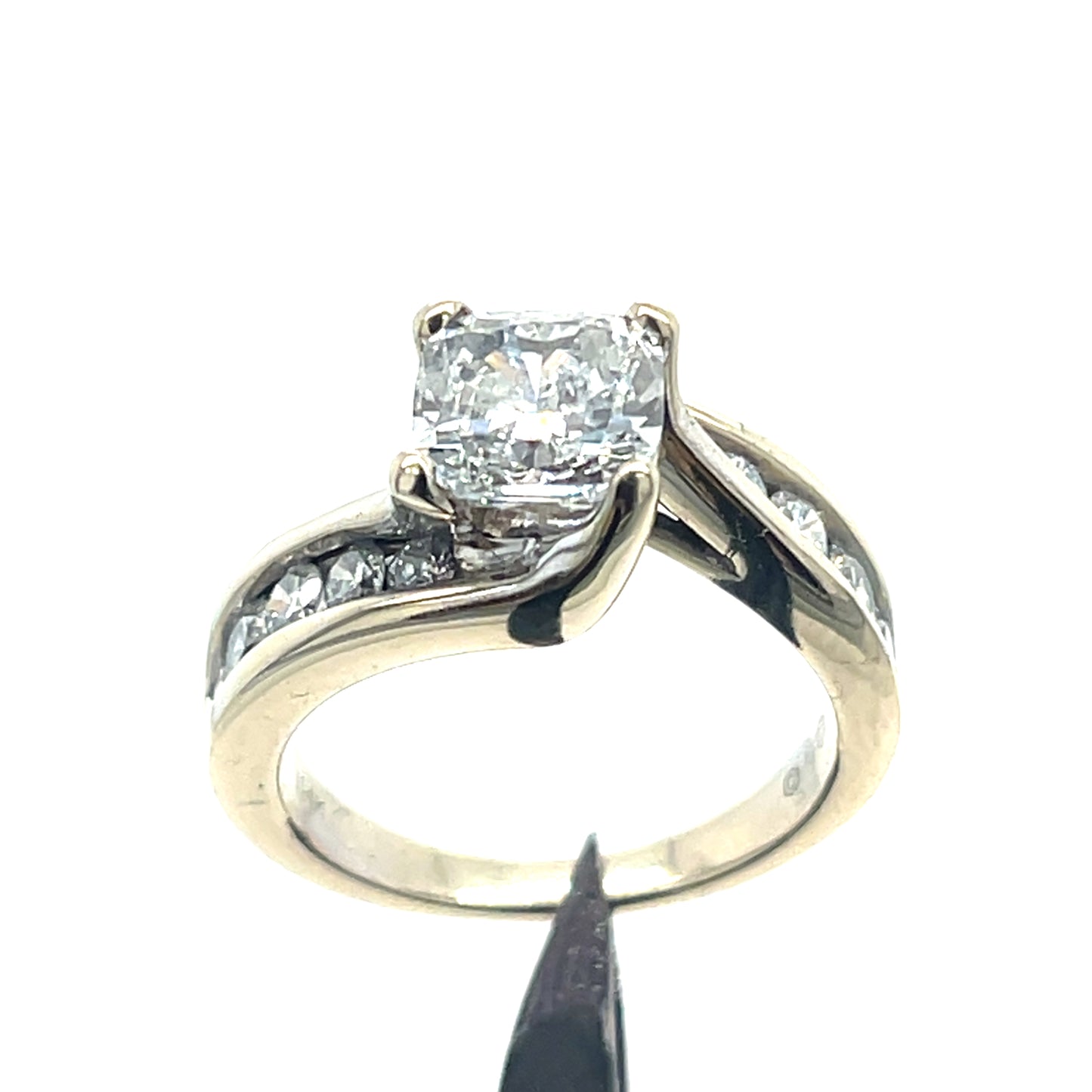 14K White Gold Natural Diamond cushion cut Engagement Ring | 2.08 CT Cushion Cut with 10 round diamonds 2.7TCW, Size 7