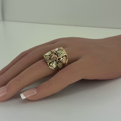 10K Tricolor Gold Black Hills Gold Ring | Size 9.5, 7.3 grams
