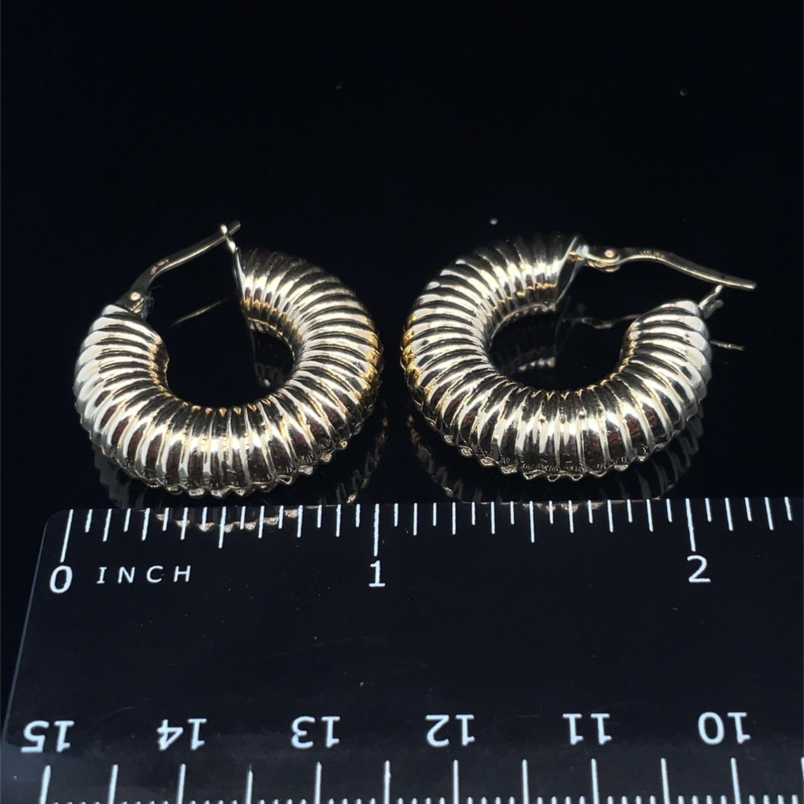 14k Yellow Gold Ribbed Hoop Earrings 5.00g 7.8x272